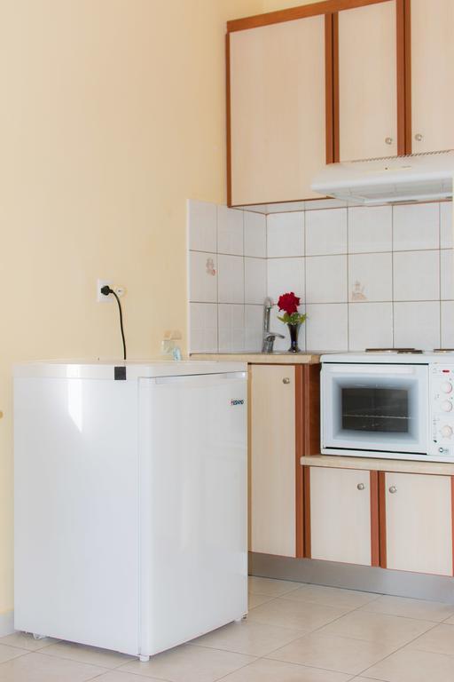 Studios Marianna Szkírosz Kültér fotó